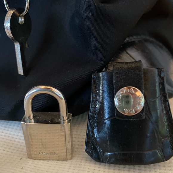 Prada Nero nylon and croc-finish leather satchel - Picture 5 of 12